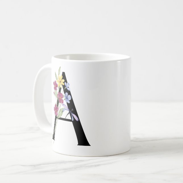 Caneca De Café Letra A com flores (Frente Esquerda)