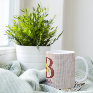 Caneca De Café Letra de Madeira Barn B e Girassóis Personalizados