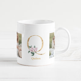 Caneca De Café Letra Dourada moderna Q Flor | Dois Monogramas fot