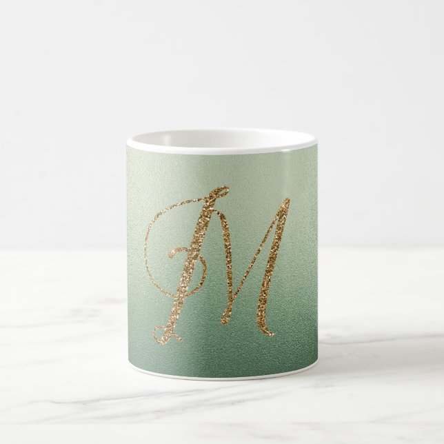 Caneca De Café Letra M Brilho Dourado Verde Oliva (Centro)