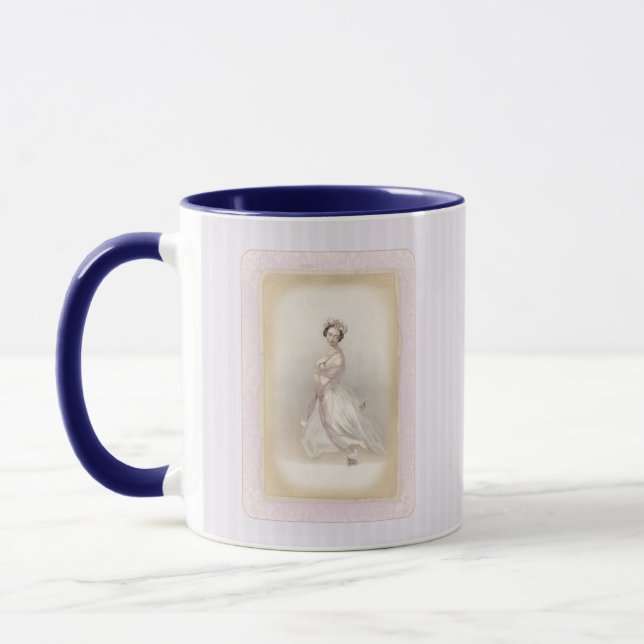 Caneca de Café Lilás Suave Bailarina Vintage (Esquerda)