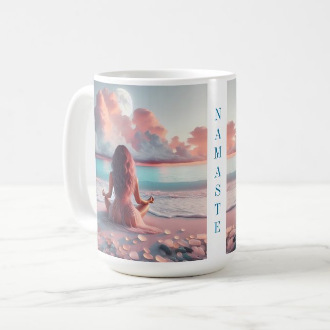Caneca De Café Linda mulher Meditando no Vazio de Praia (Frente Esquerda)