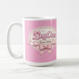 Caneca De Café LingOrm Desde 2024 Distintivo de Fita Coquette