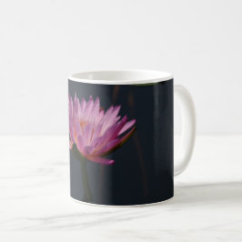 Caneca De Café Lírio-de-água Rosa