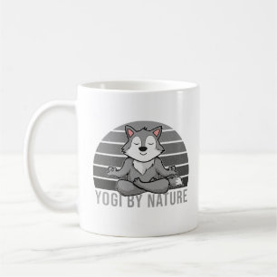 Caneca De Café Lobo giro engraçado fazendo yoga. poses engraçadas