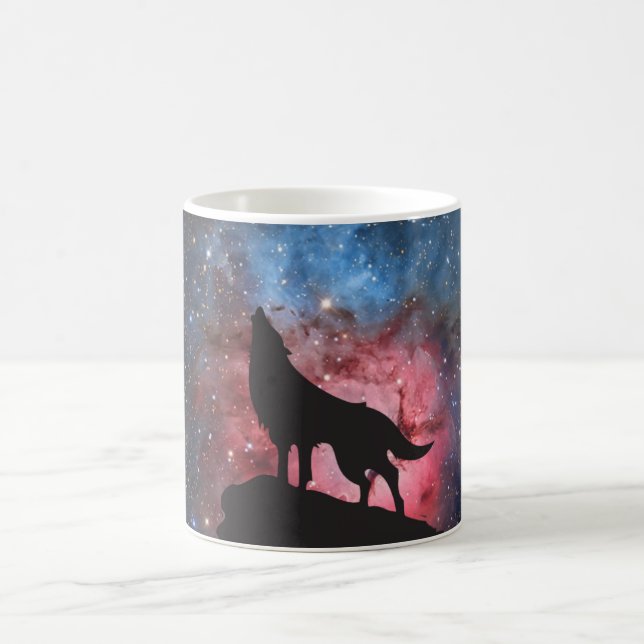 Caneca De Café Lobo que urra na galáxia (Centro)