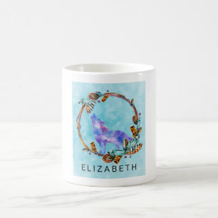 Caneca De Café Lobo roxo da aguarela com um costume da grinalda