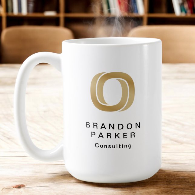 Caneca De Café Logotipo e nome profissional Dourado simples para  (Criador carregado)