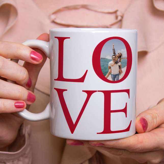 Caneca De Café Love Photo Red (LOVE typography mug with a photo in the O. Perfect for as a 
Valentine's Day or Christmas gift.)