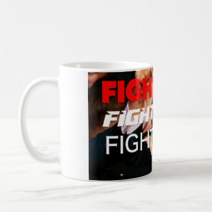 CANECA DE CAFÉ LUTA CONTRA A PASSAGEIRA