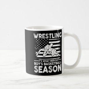 Caneca De Café Luta é o que os homens fazem durante o basquete ma
