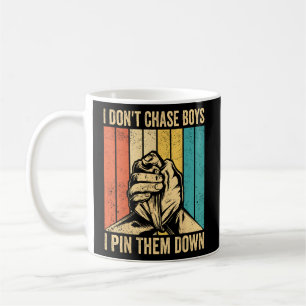 Caneca De Café Lutador do braço de Luta do braço não persegue os
