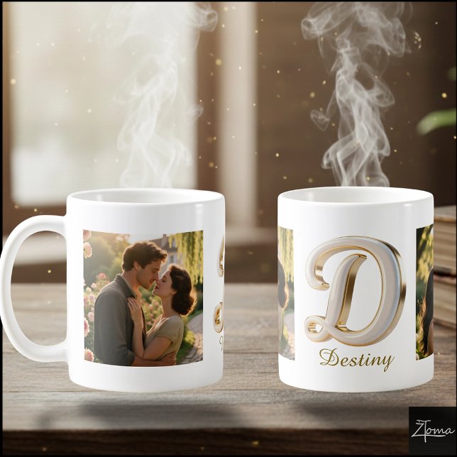 Caneca De Café Luxury Cursive Gold White Initial  D + 2 PHOTO (Criador carregado)