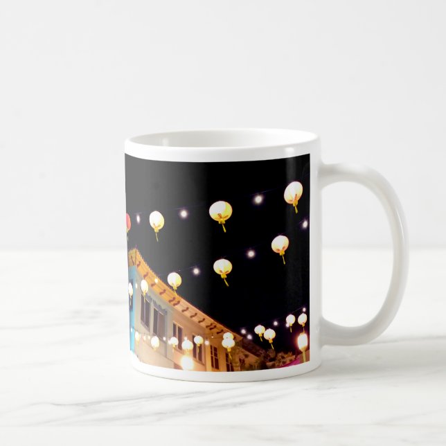 Caneca De Café Luzes Acima do Chinatown (Direita)
