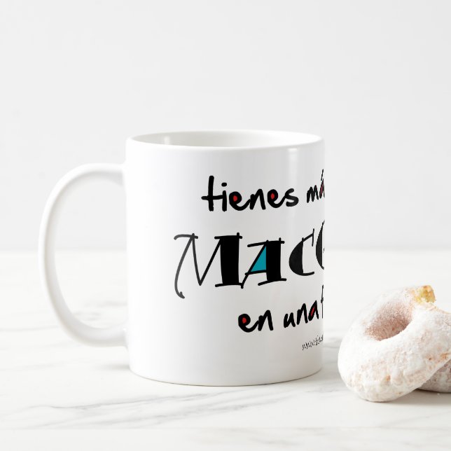 Caneca De Café MacGyver en una ferretería (Com Donut)