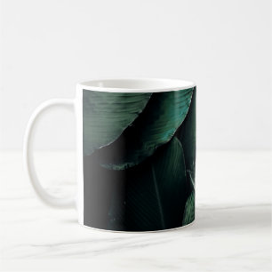 CANECA DE CAFÉ MACRO FOTOGRAFIA DE FOLHAS VERDES