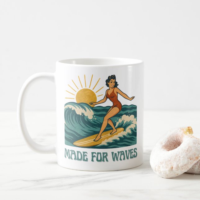 Caneca De Café Made For Waves Surfer - Retro Surfing Pin-Up Art (Com Donut)