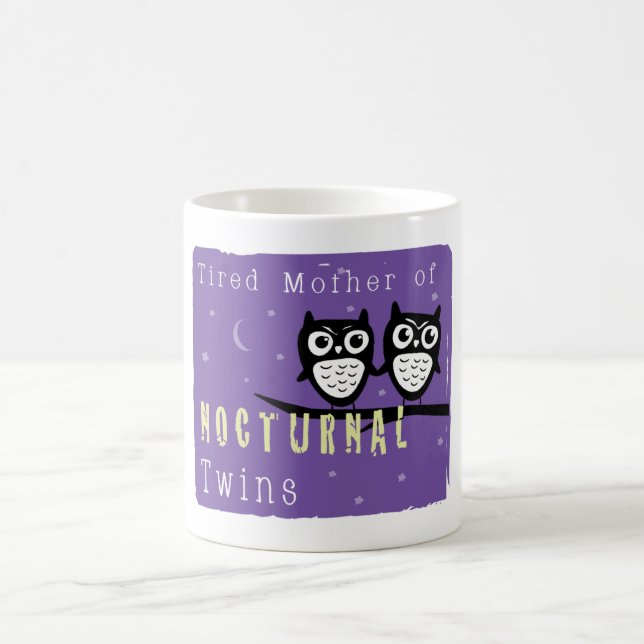 Caneca De Café Mãe cansado de gêmeos noturnos (Centro)