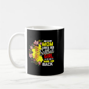 Caneca De Café Mãe de um jogo de softball no Softball Girl Vibes