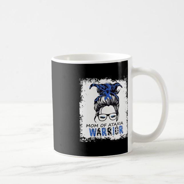 Caneca De Café Mãe divertida da guerreira da ataxia (Direita)