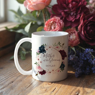 Caneca De Café Mãe do Groom Red & Marinho Rosa Watercolor Wreath