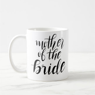 Caneca De Café Mãe simples do casamento da tipografia da noiva