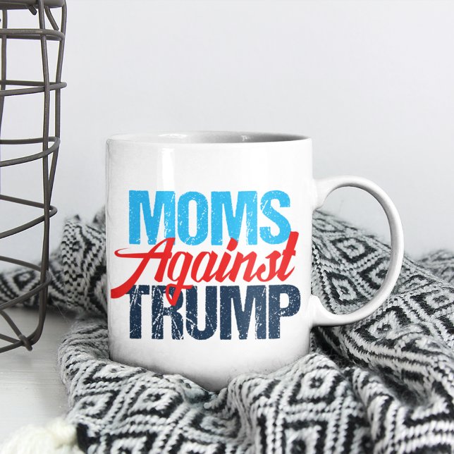Caneca De Café Mães Contra Trump Político (Criador carregado)