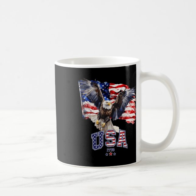 Caneca De Café Maiestosa Águia Balda Americana Com Bandeira Ameri (Direita)
