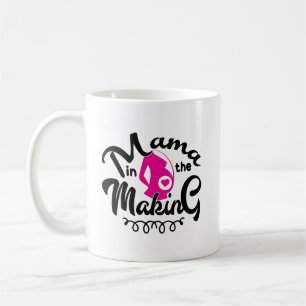 Caneca De Café Mamãe fofa fazendo anúncio de gravidez