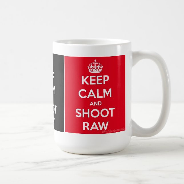 Caneca De Café Mantenha a calma e dispare em cru (Direita)