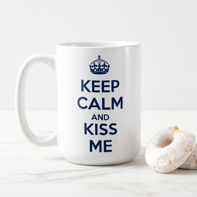 Caneca De Café Mantenha a Calma e Me Beije (Com Donut)