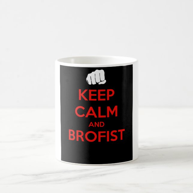 Caneca De Café Mantenha a calma e o brofist! (Centro)