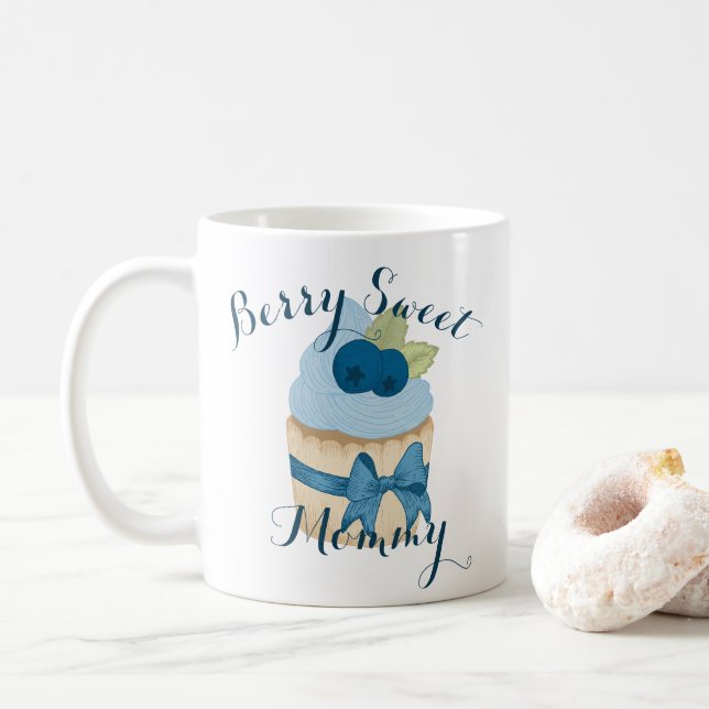 Caneca De Café Manuscrito Berry Sweet Mamãe Blueberry (Com Donut)
