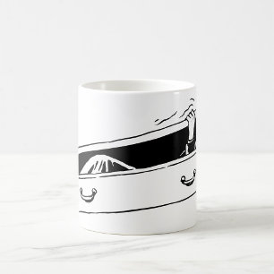 Caneca De Café Mão do Horror Emergindo do Caixão