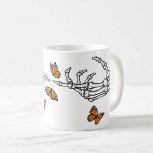Caneca De Café Mãos de Esqueleto e Borboletas Monarca