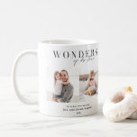 Caneca De Café Maravilhas do seu amor Natal religioso<br><div class="desc">Maravilhas da sua amada caneca de Natal religiosa.</div>