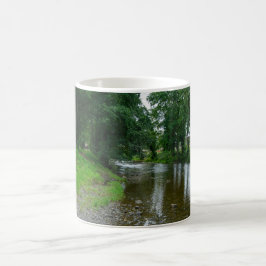 Caneca De Café Margens Pacíficas do Rio Elwy em St. Asaph