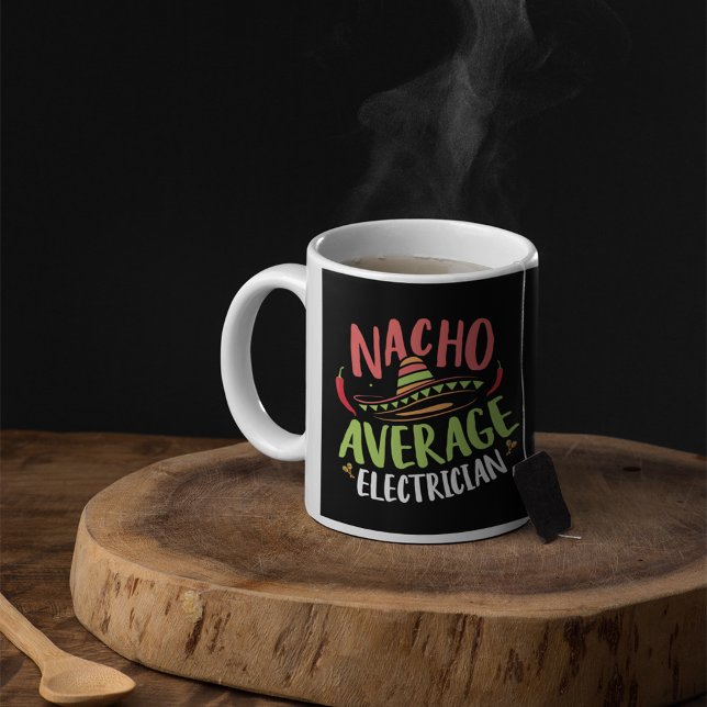 Caneca De Café Média Elétrica de Nacho Divertido (Criador carregado)