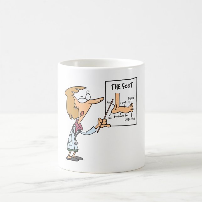 Caneca De Café Médico Engraçado Ensinando Anatomia do Pé (Criador carregado)