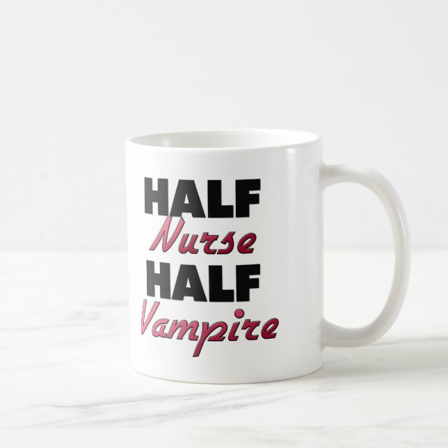 Caneca De Café Meio vampiro da meia enfermeira (Direita)