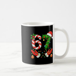 Caneca De Café Meme de Natal Engraçado do Papai Noel Seis Sete 67