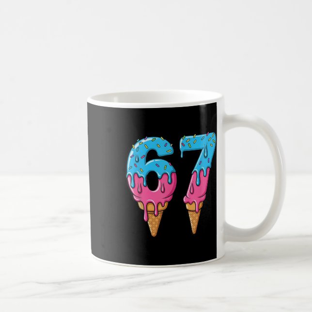 Caneca De Café Meme Divertido 67 Sorvete Gotejando Seis Sete Gera (Direita)