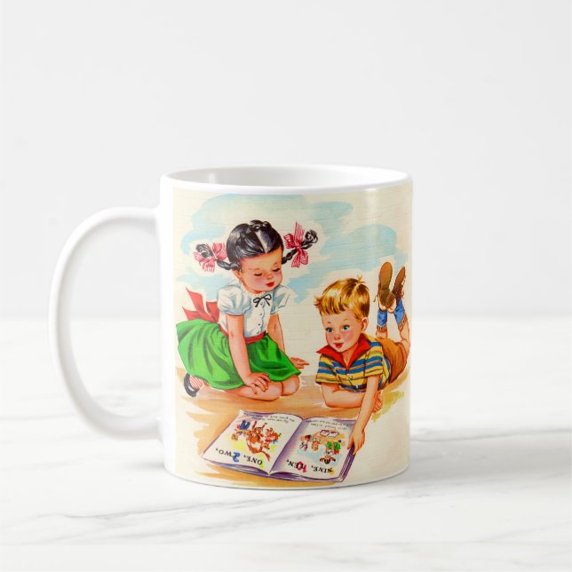 Caneca De Café Menina e livro de meninos e figurinos adoráveis da (Esquerda)
