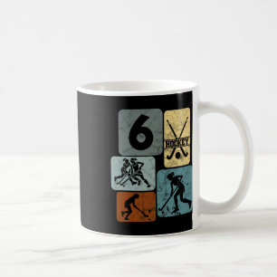 Caneca De Café Meninas de 6 anos de idade fazendo hóquei de campo