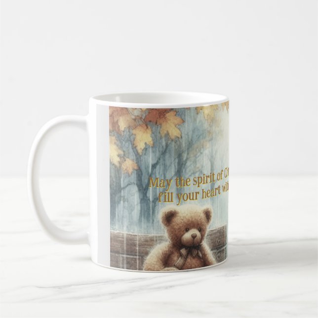 Caneca De Café Menino angelical com Urso de Pelúcia (Esquerda)