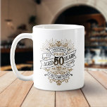 Caneca De Café Mens Funny Whiskey 50º Aniversário<br><div class="desc">Celebre o grande 5-0 com estilo e humor com este design de aniversário inspirado no rótulo de uísque vintage. A tipografia negra, dourada e branca é ornamentado e elegante, dando-lhe um toque clássico de retrô-safra. Perfeito para o homem (ou para a mulher!) na sua vida que ama o seu uísque,...</div>