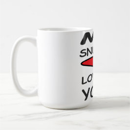 CANECA DE CAFÉ MENSAGEM DE AMOR E LOGOTIPO COM FLOR ABSTATA
