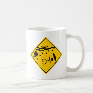 Caneca De Café Mercadoria e roupa do aviso do tempo do furacão