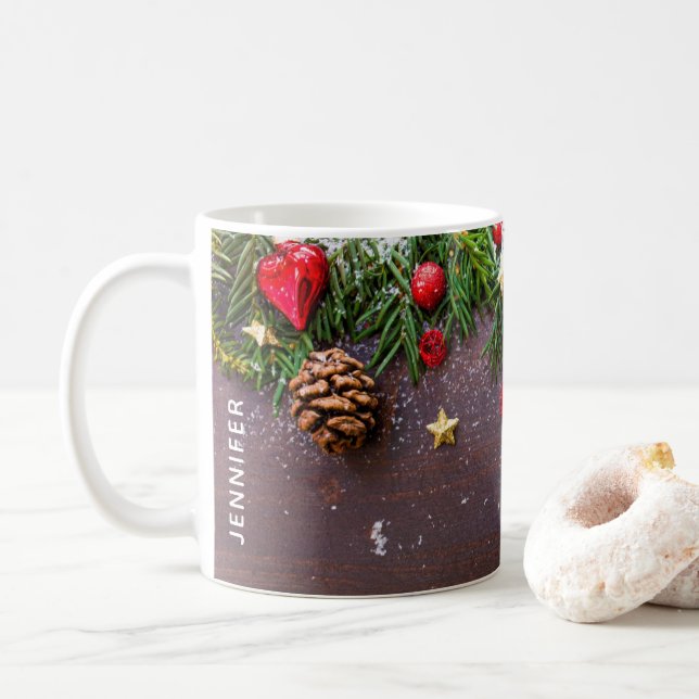 Caneca De Café Mesa de Natal Rústica com Pinheiro e Neve (Com Donut)