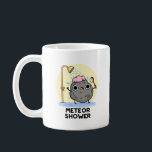 Caneca De Café Meteor Chá Funny Science Pun<br><div class="desc">Meteor Chá Funny Science Pun apresenta uma rocha de meteoros tendo um chá. Um presente engraçado para a família e amigos que adoram trocadilhos bonitos de ciência.</div>